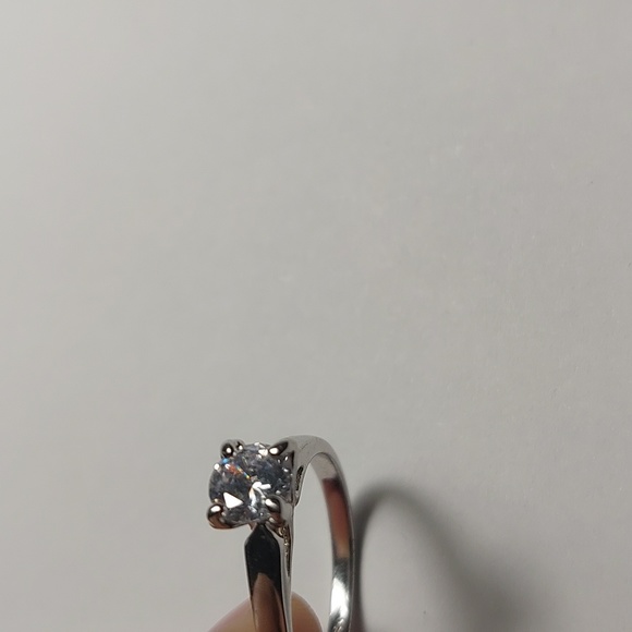 Ring - Picture 4 of 4